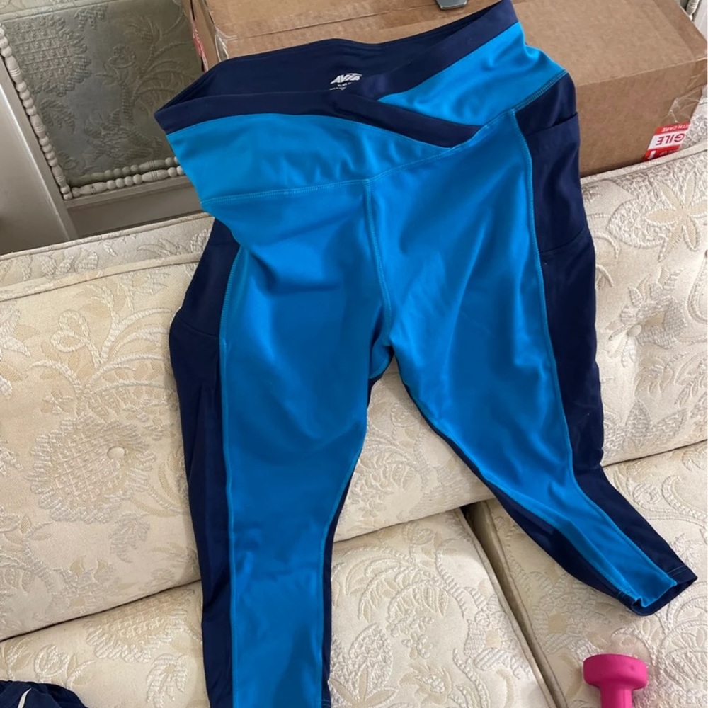 Avia leggings